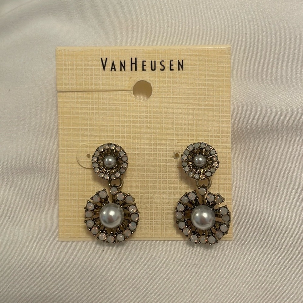 Van Heusen Jewelry • Brand New Opal Drop Earrings